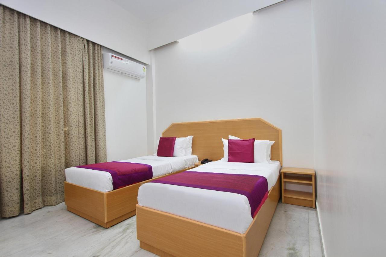 Oyo 5345 Hotel Sai Rennaissance バンガロール エクステリア 写真